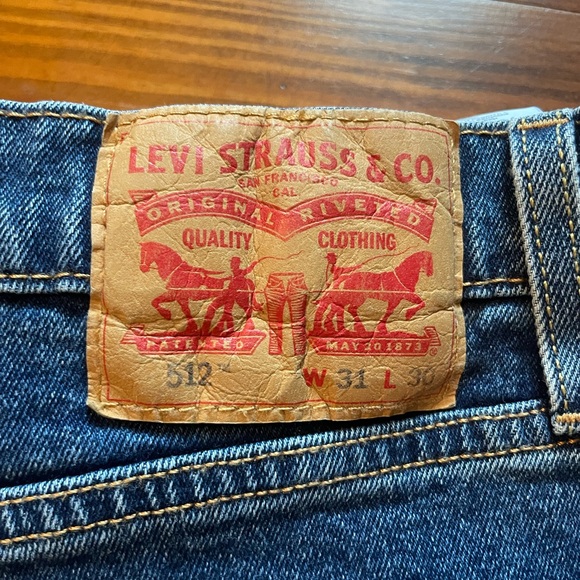Brand New men’s Levi jeans size 31/30 - Picture 2 of 2